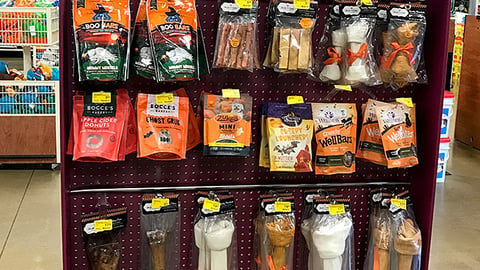 PetSmart 'No Tricks, Just Treats' Pallet Display