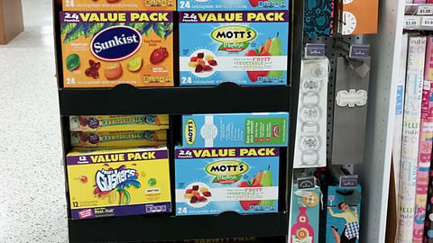 Mills Publix 'Snack Share Save' Floorstand