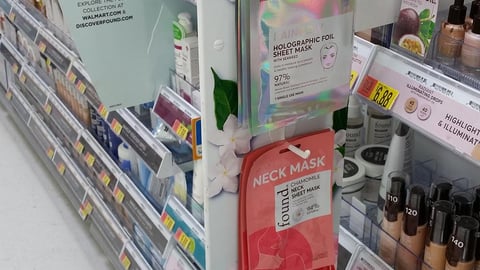 Found 'Mask Bar' Peg Hook Aisle Blade
