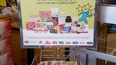 Hannaford 'Pack a Healthy Lunch and Save' Rack Sign