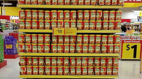 Harveys Chef Boyardee 'Great Prices' Endcap