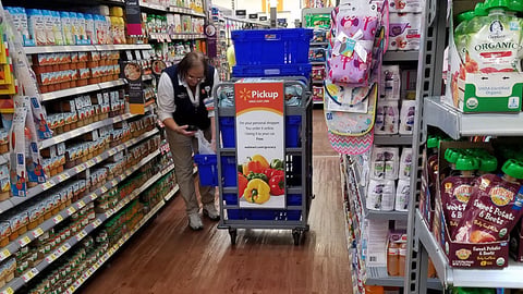 Walmart Pickup Employee