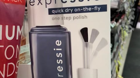 Expressie 'New From Essie' Shelf Talker