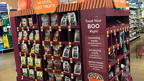 PetSmart 'No Tricks, Just Treats' Pallet Display
