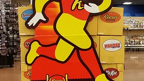 Reese's 'Go For Two' Walmart Pallet Display