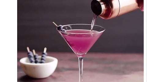 Publix 'Berry-Inspired Cocktail' Twitter Update