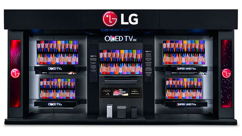 LG Best Buy TV Experience Wall 