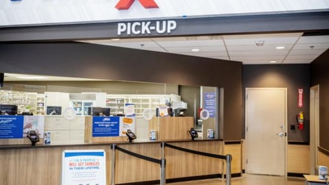 H-E-B 'Pharxmacy Pick-Up' Counter