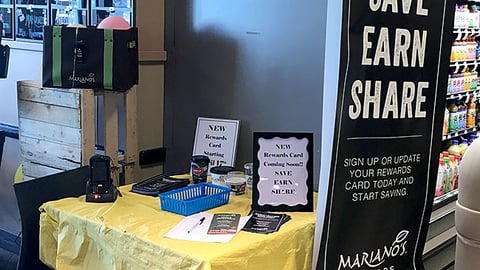 Mariano's 'Shop. Earn. Save' Display