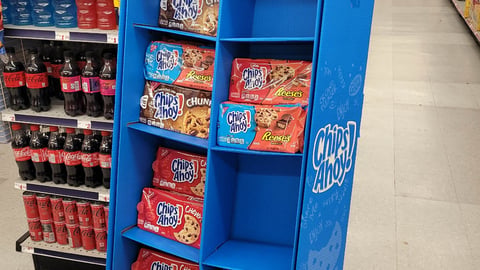 Family Dollar Chips Ahoy! 'Follow Your Art' Floorstand