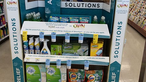 P&G Walgreens 'Allergy Relief Solutions' Endcap