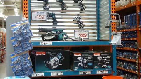 Home Depot Makita Endcap