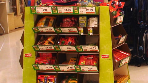 Giant/Staples Back-to-School Floorstand