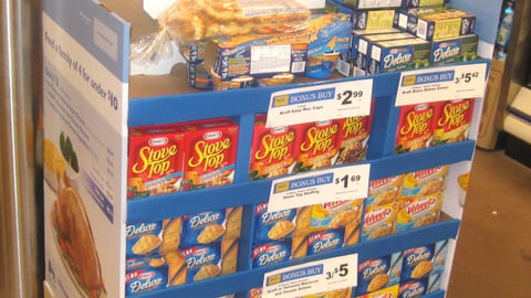 Kraft Food Lion Pallet Display