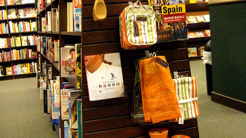Barnes & Noble Mario Batali Kitchenware Endcap
