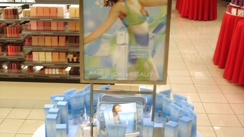 Kohl's 'Wonderful' Table Display