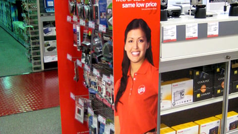 Circuit City 'One Price Promise' Side Panel