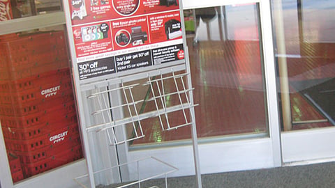 Circuit City 'Drive to 65' Stanchion Sign