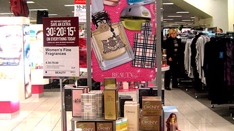 Kohl's 'Present Perfect' Holiday Display