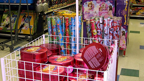 Toys "R" Us Barbie Cosmetics Case Dump Bin