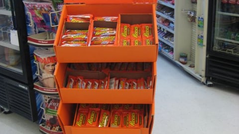 Reese's Whipps Shipper