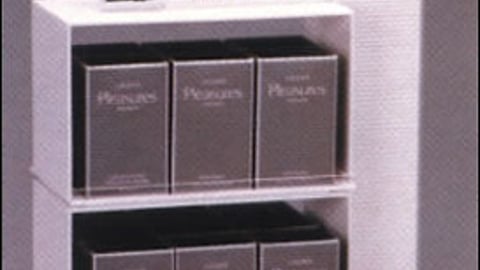 Lauder Fragrance Display