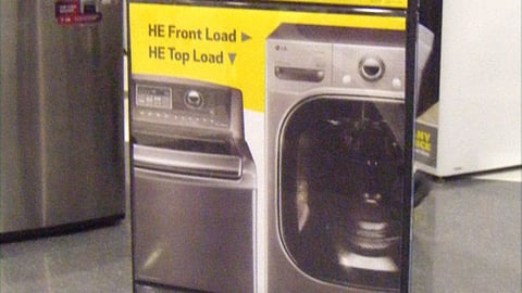 Best Buy LG '2 Great Choices' Sign