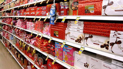 Jewel-Osco Valentine's Day Candy Merchandising