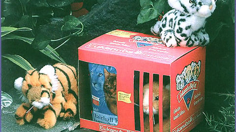 Iams Toys On-Pack