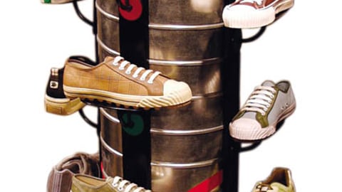PF Flyers Floorstand