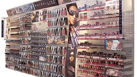 Maybelline Urban Cosmetics Wall