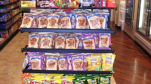 White Hen Pantry Snack Endcap
