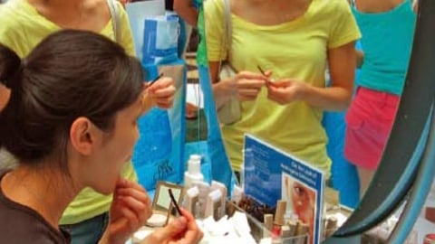 Neutrogena Deep Clean Event