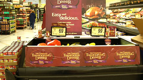 Safeway 'Complete Thanksgiving Dinner' Signage