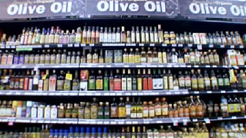 H-E-B Cypress Olive Oil Merchandising