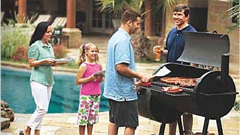 H-E-B 'Outdoor Living' Catalog Cover