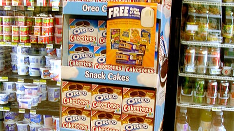 Oreo Cakesters Floorstand