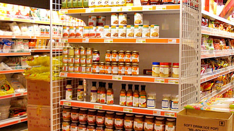 Super H Mart 'Fresh Organic' Endcap