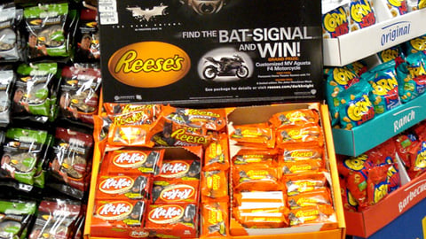 Reese's 'The Dark Knight' Shipper 