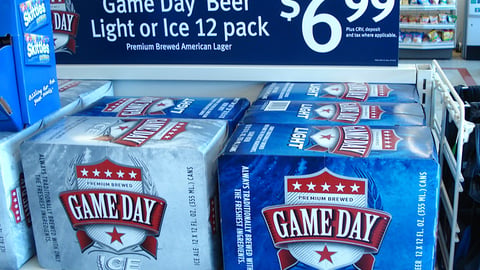 7-Eleven Game Day Endcap