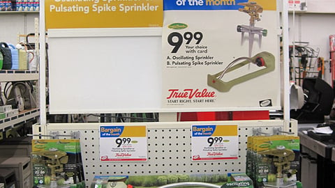 True Value Green Thumb Endcap