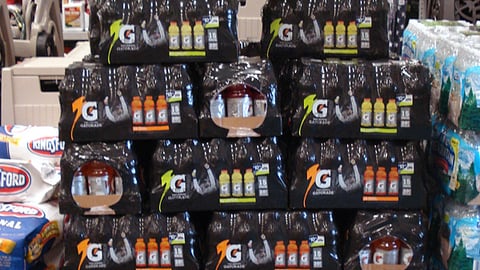 Lowe's Gatorade Incentive Pallet Display