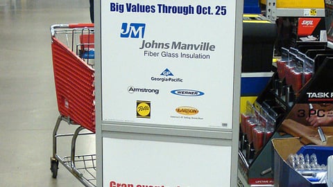 Lowe's 'Fall Truckload Event' Stanchion Sign