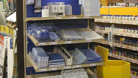 OfficeMax DiVoga 'Capture the Charm' Endcap