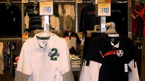 Old Navy 'Class of $10' Signs
