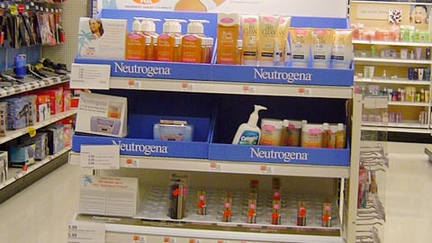 Target Neutrogena Endcap