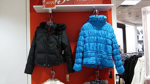 Macy's 'Be Warm' Endcap