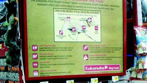 Eukanuba Endcap Sign