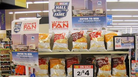 Food Lion 'Ultimate Fan Experience' Endcap