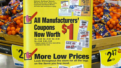 Fry's 'Low Prices' Stanchion